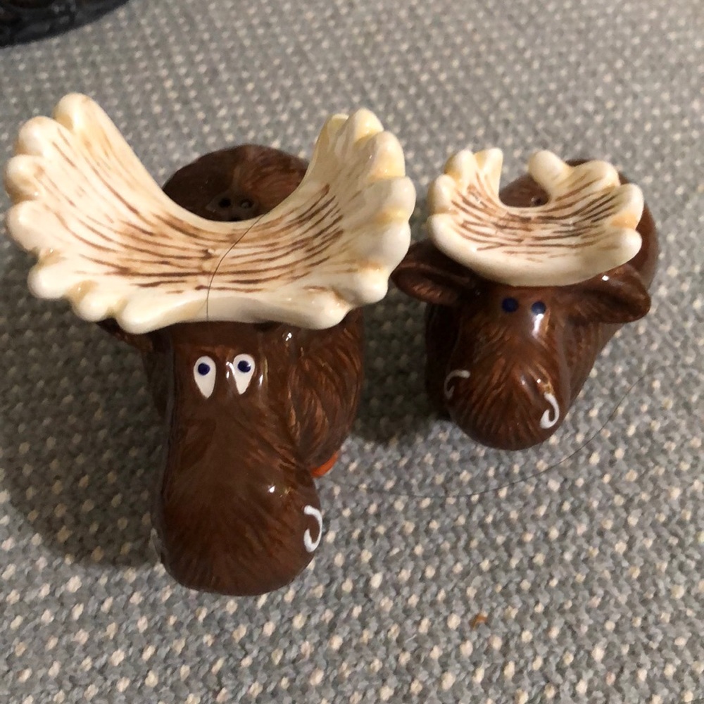 Pepper and salt shakers